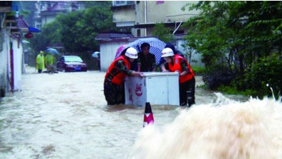 皖南暴雨成災(zāi) 水庫(kù)超汛限水位