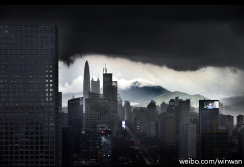 暴雨預(yù)警繼續(xù)發(fā)布 廣東等地有大暴雨