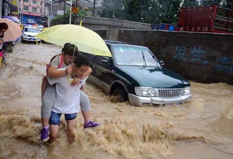 全國(guó)強(qiáng)降雨減少 南方炎熱緩和