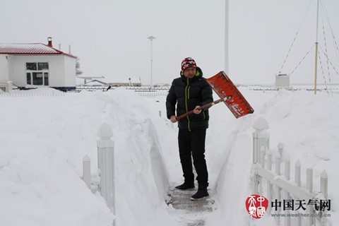 黑龍江遭遇今冬最強降雪 華南陰雨持續(xù)