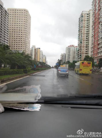 廣西海南部分地區(qū)強降雨 中東部晝夜溫差加劇