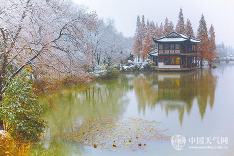 中東部氣溫大范圍創(chuàng)新低 西南地區(qū)多陰雨