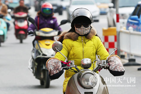 今起南方大范圍雨雪冰凍開始 7省市大到暴雪